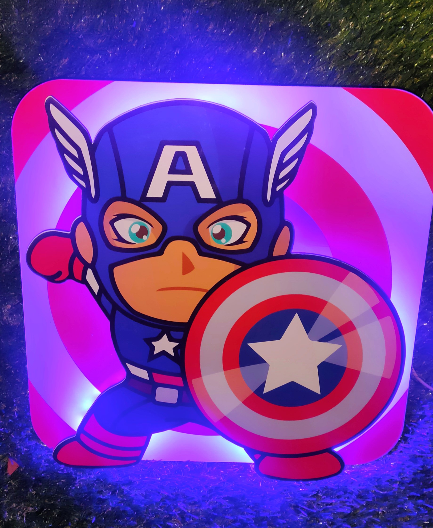 CAPT AMERICA NIGHT LAMP